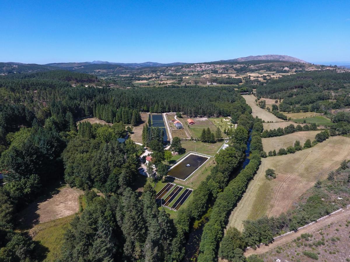 Boticas Parque Natur Houses المظهر الخارجي الصورة