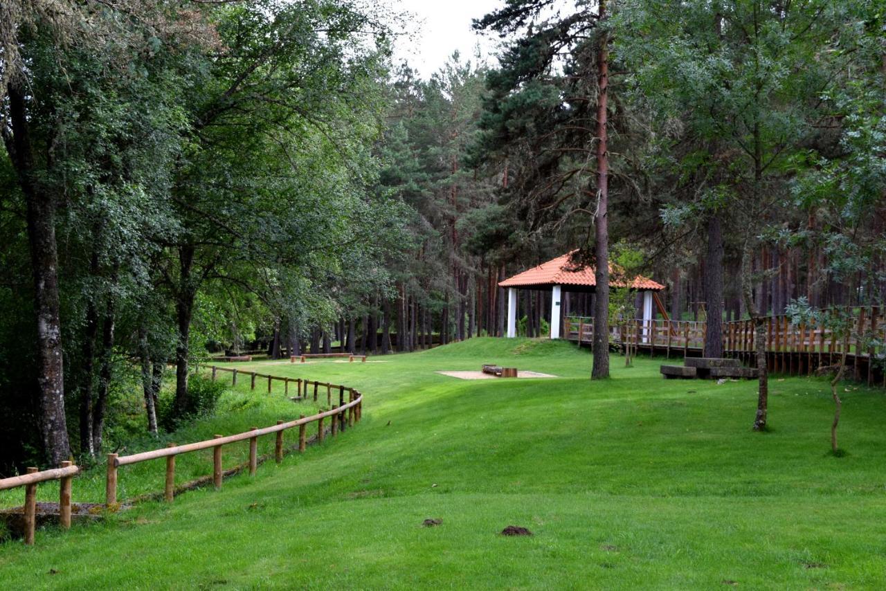 Boticas Parque Natur Houses المظهر الخارجي الصورة